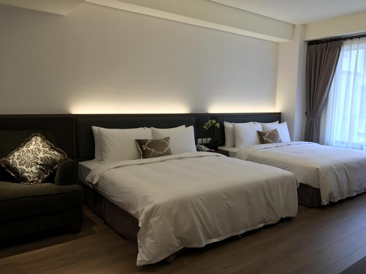 Hotel 晨光飯店 Ťia-i Exteriér fotografie