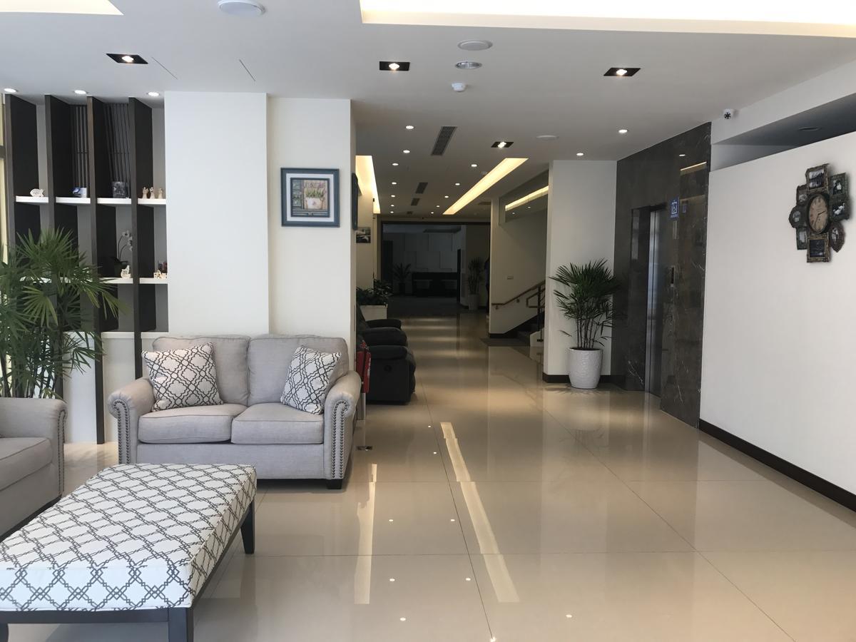 Hotel 晨光飯店 Ťia-i Exteriér fotografie